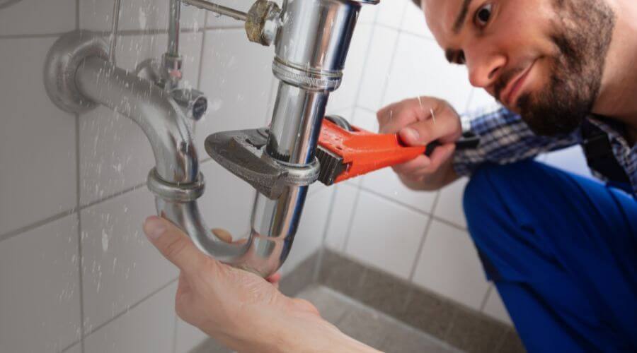 Professional same day plumber services in Mantador, ND